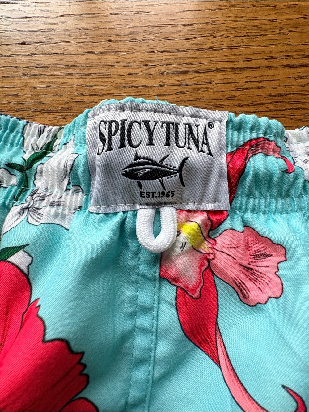 Spicy Tuna Lt. blue Mens Large Floral Swim Shorts with Drawstring & elastic - Picture 10 of 16